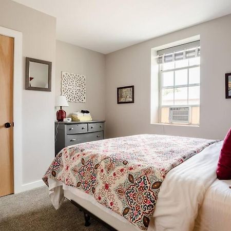 Shire Apartment Delhi Bagian luar foto